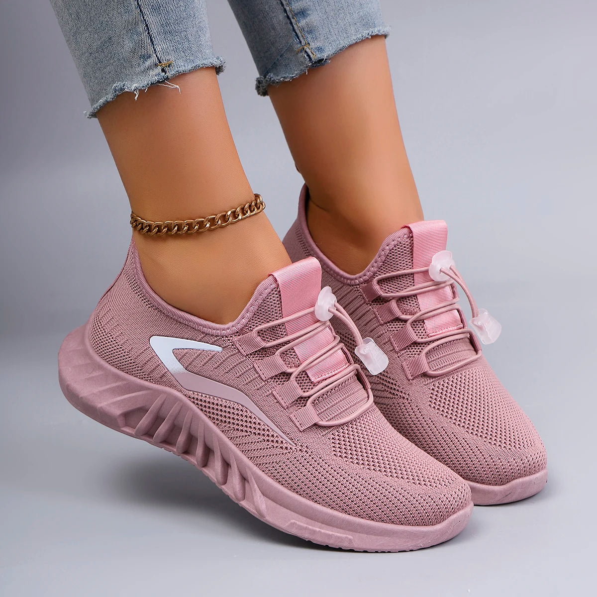 Spring and Autumn New Women's Casual Lace-Up Comfortable, Breathable, Lightweight and Wear-Resistant Sports Shoes