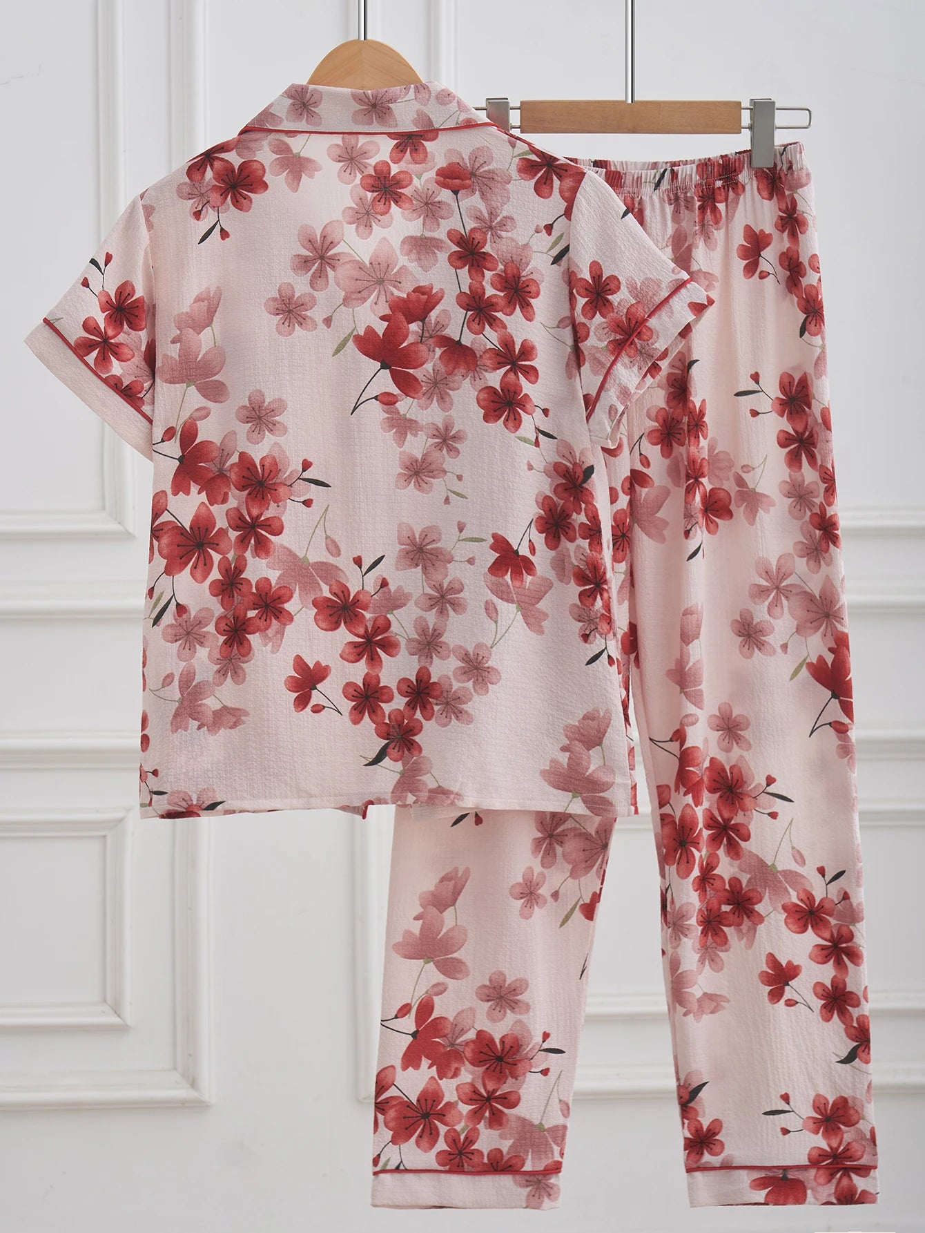 Womens Floral Printed Pajamas Set, Short Sleeve Button Down Sleep Shirts & Pants, Soft Breathable Loungewear