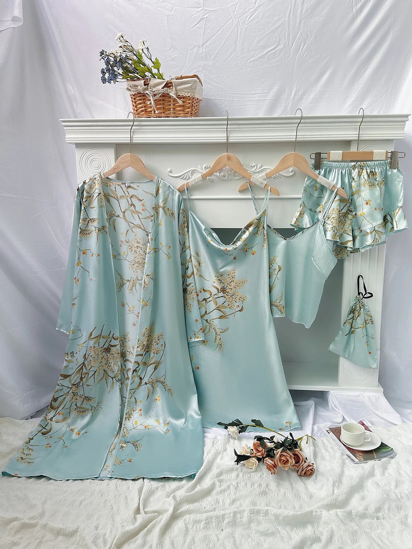 5pcs Floral Print Long Sleeve Robe Cami Dress Cami Top Ruffle Hem Shorts Simple Pajamas Sets for Women
