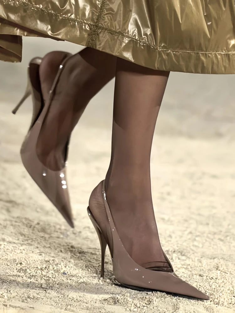 2026 Spring and Summer New Simple Pointed Back Hollow Sandals European and American Fashion Versatile Banquet Women's Shoes