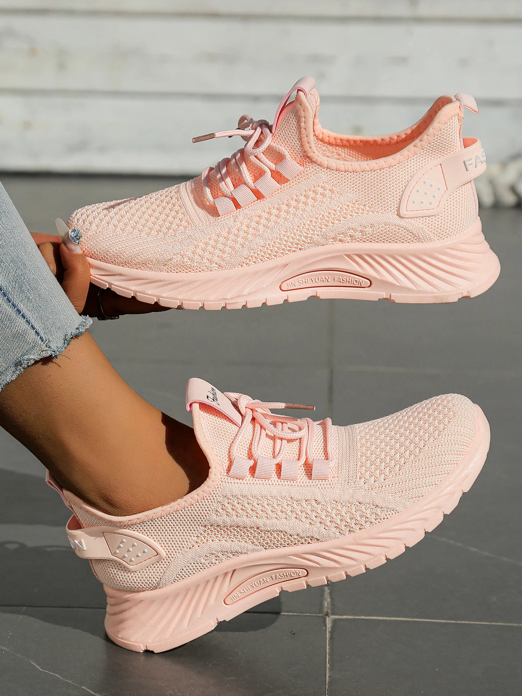 Women shoes casual sneaker fall new fashion leisure sports single shoes wholesale cross-border factory trend fly weaving