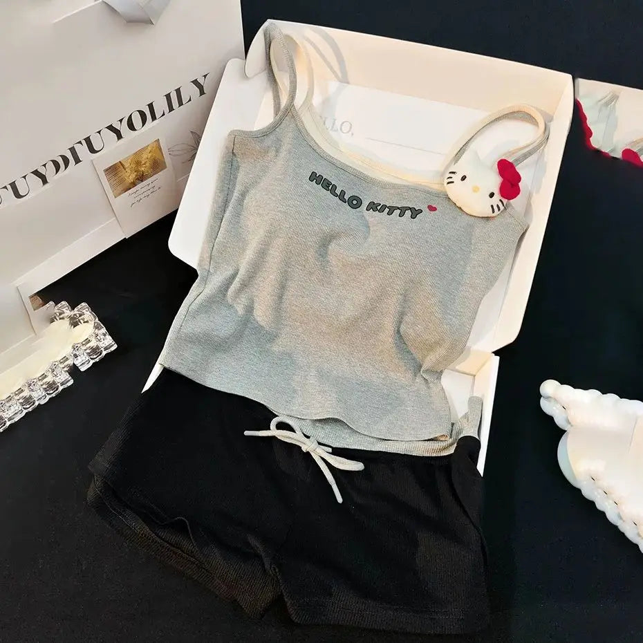 Cute Hello Kitty fake two-piece suspender shorts pajamas women's summer casual loungewear two-piece set can be worn outside