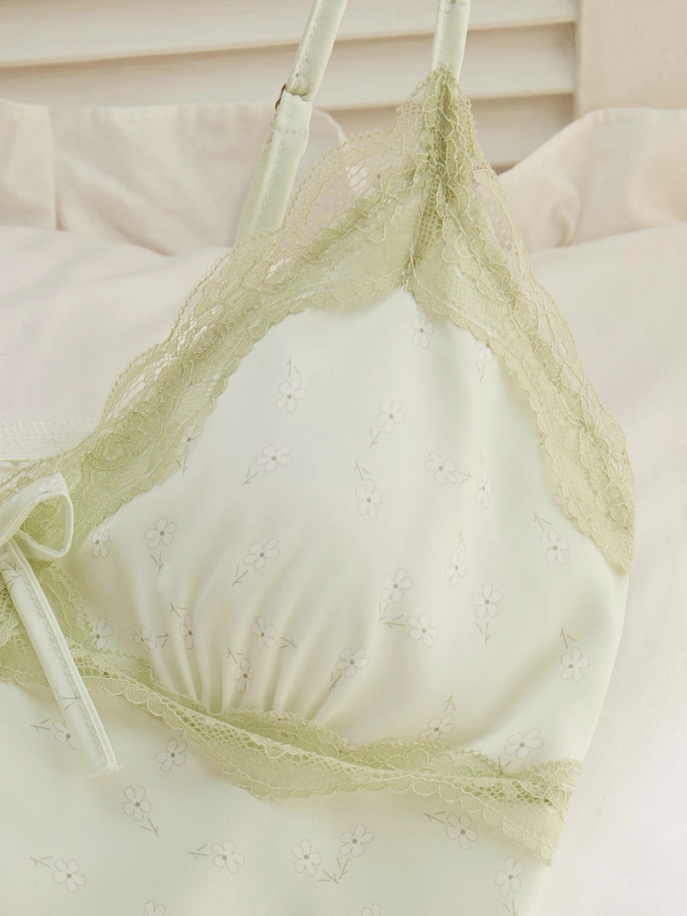Milk silk suspenders Floral Lace Lace green pure sexy suspenders pajama pants women's pajama
