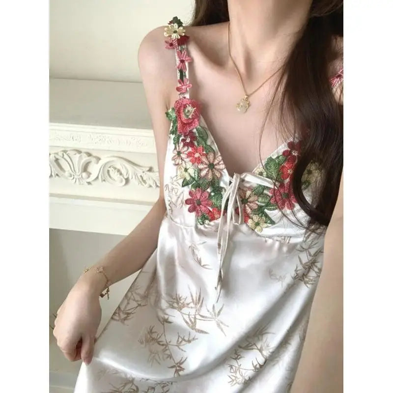 Women's Pajamas Comfortable Nightgown Strapless Nightgown Ice Silk Bra For Women Summer Chinese Floral Embroidery 2025 New