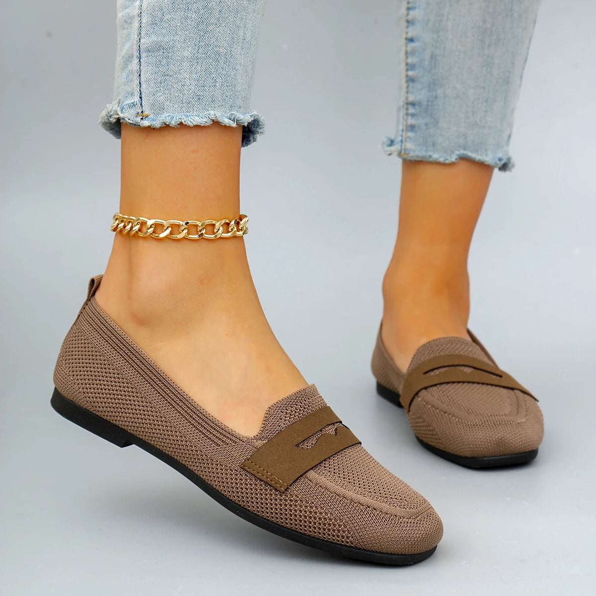 Spring Women's Comfortable, Breathable, Lightweight and Wear-Resistant Casual Shoes with Soft Soles for Lazy People to Step on