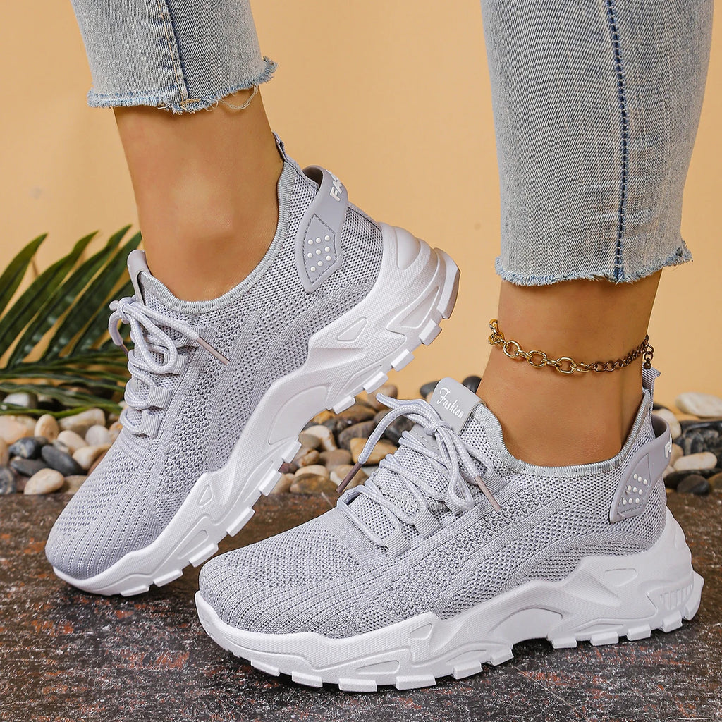 Women's casual sports shoes with breathable mesh and soft soles, versatile sports shoes