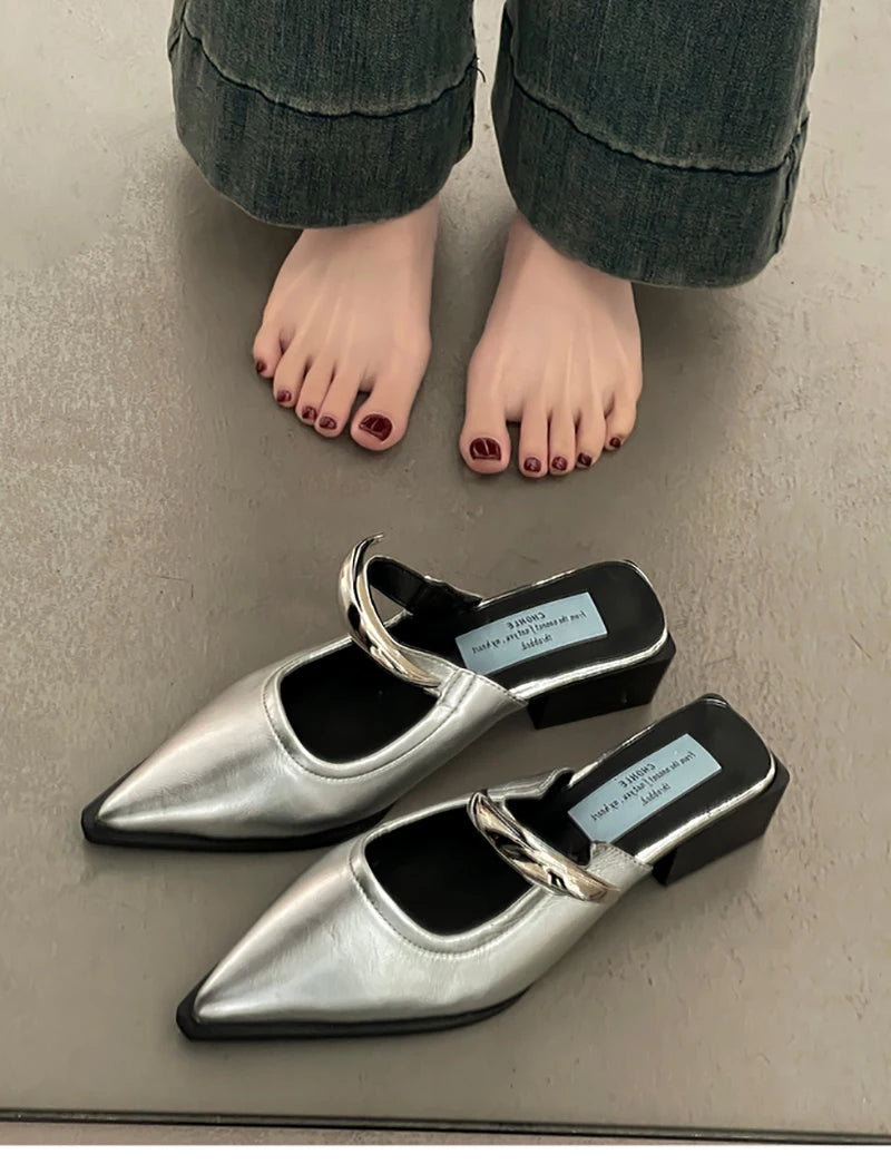 Summer Women Cover Toe Mules Slippers Fashion Metal Decoration Thick Heel Slide Shoes Comfort Street Style Footwear