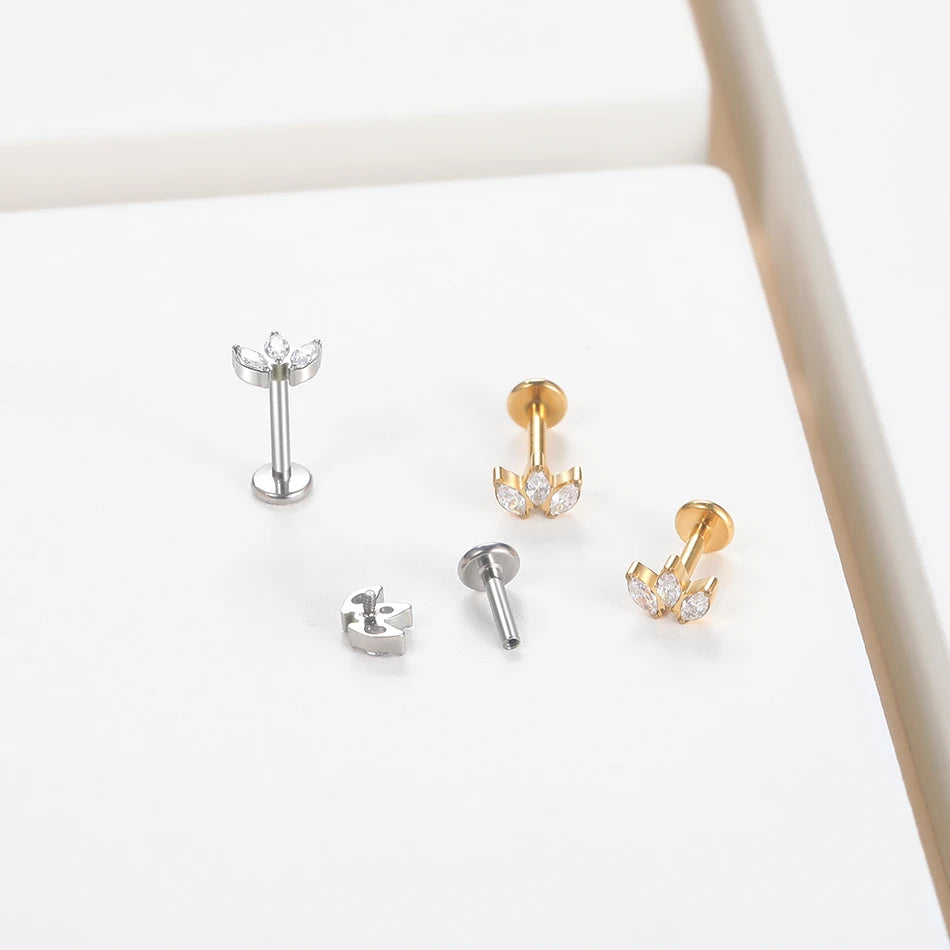 1Pc Titanium Ear Cartilage Stud Earrings for Women Internal Thread Zircon Flower Ear Lobe Tragus Helix Lip Rings Jewelry 16G