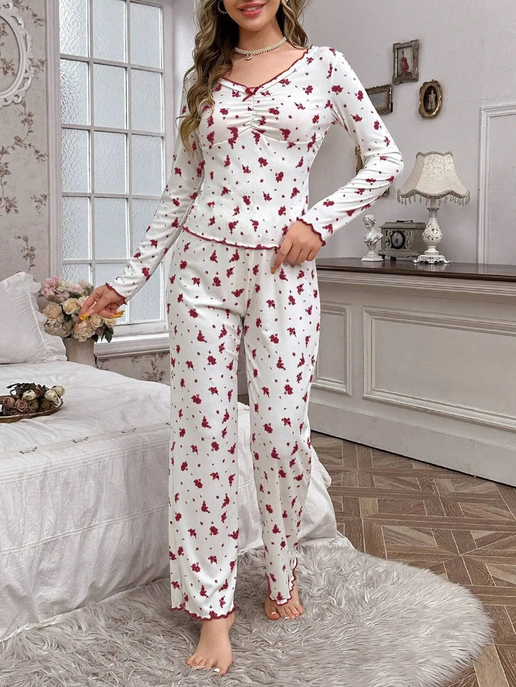 Autumn Winter Pajamas Set Women Round Neck Floral Printed Long Sleeve Tops and Trousers Sleepwear Home Wear Loungewear