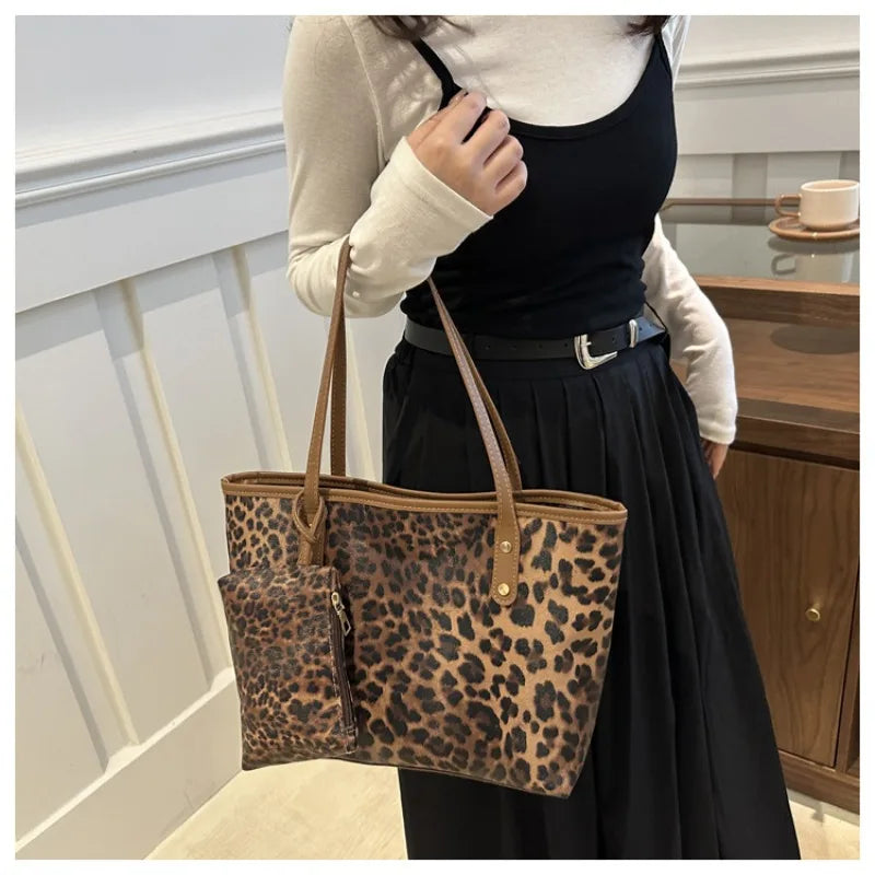 Women's Leopard Print Tote bag Pu Leather Underarm Bags Simple Casual Travel Shopping Bag Large Capacity Mother and Child Packag