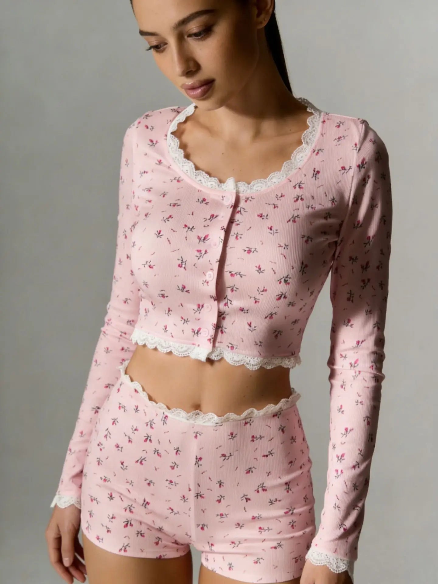 Sexy Womens Floral Print Pajamas Set Summer Long Sleeve Top And Shorts Sleepwear 2 Piece Set For Women Home Casual Skinny Suit