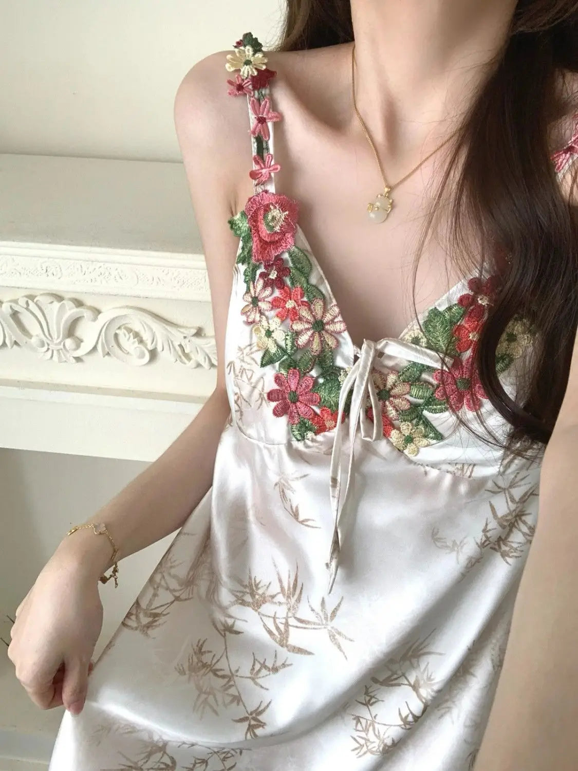 Women's Pajamas Comfortable Nightgown Strapless Nightgown Ice Silk Bra For Women Summer Chinese Floral Embroidery 2025 New