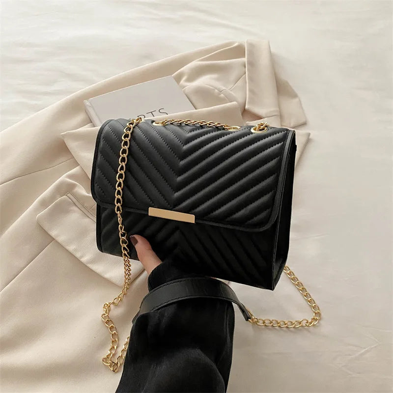 Fashion indentation shoulder bag simple chain 2024 summer new style this year popular retro commuter crossbody small square bag