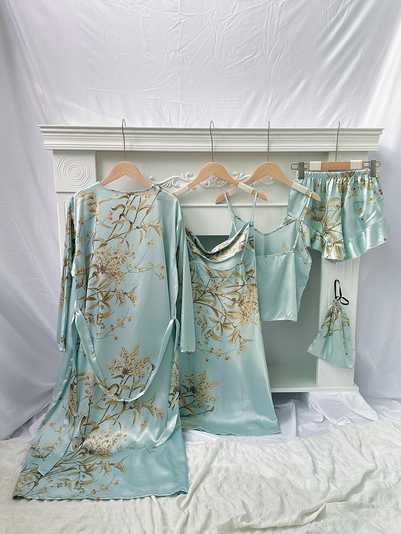 5pcs Floral Print Long Sleeve Robe Cami Dress Cami Top Ruffle Hem Shorts Simple Pajamas Sets for Women