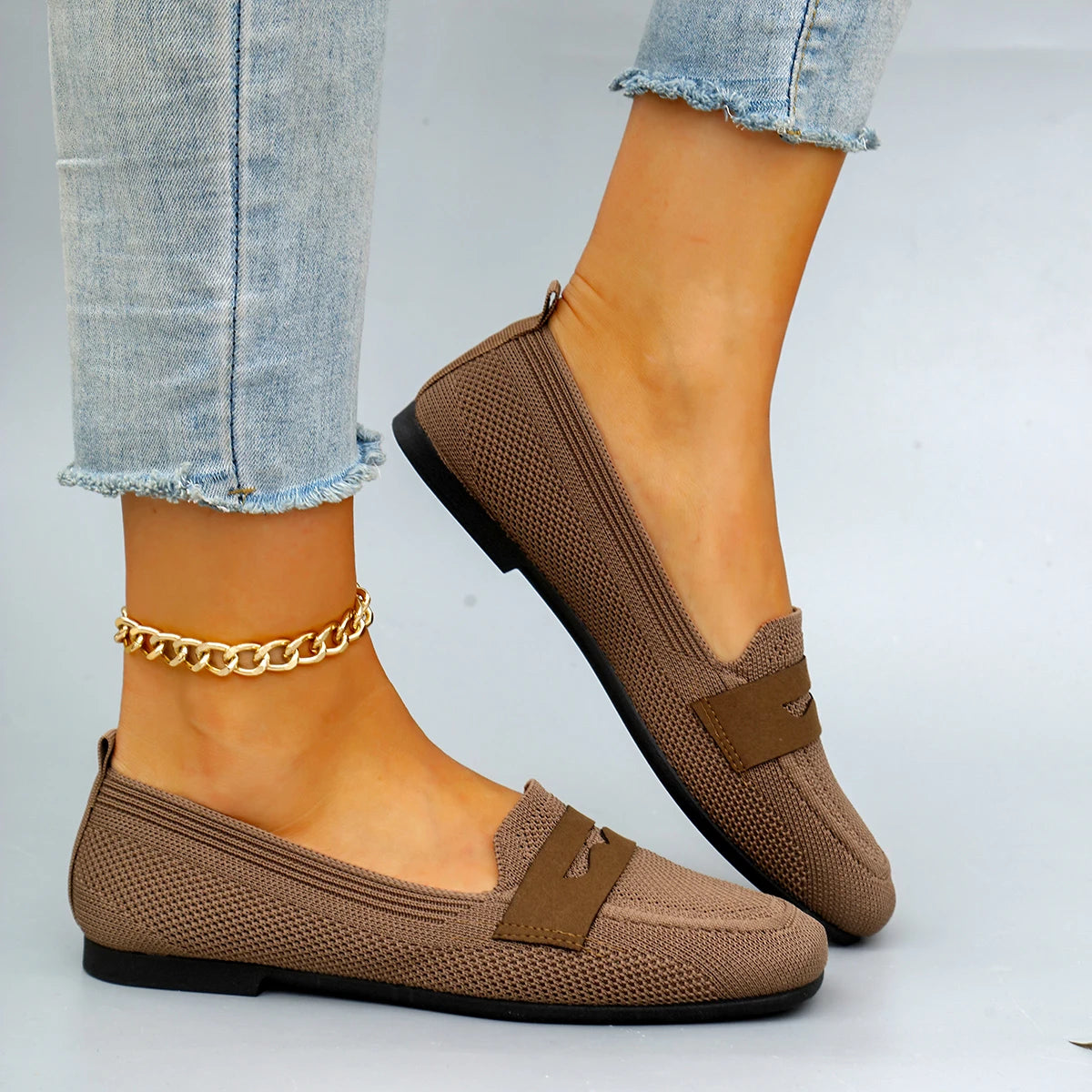 Spring Women's Comfortable, Breathable, Lightweight and Wear-Resistant Casual Shoes with Soft Soles for Lazy People to Step on