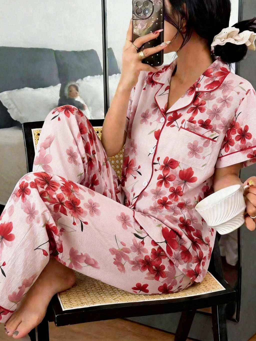 Womens Floral Printed Pajamas Set, Short Sleeve Button Down Sleep Shirts & Pants, Soft Breathable Loungewear