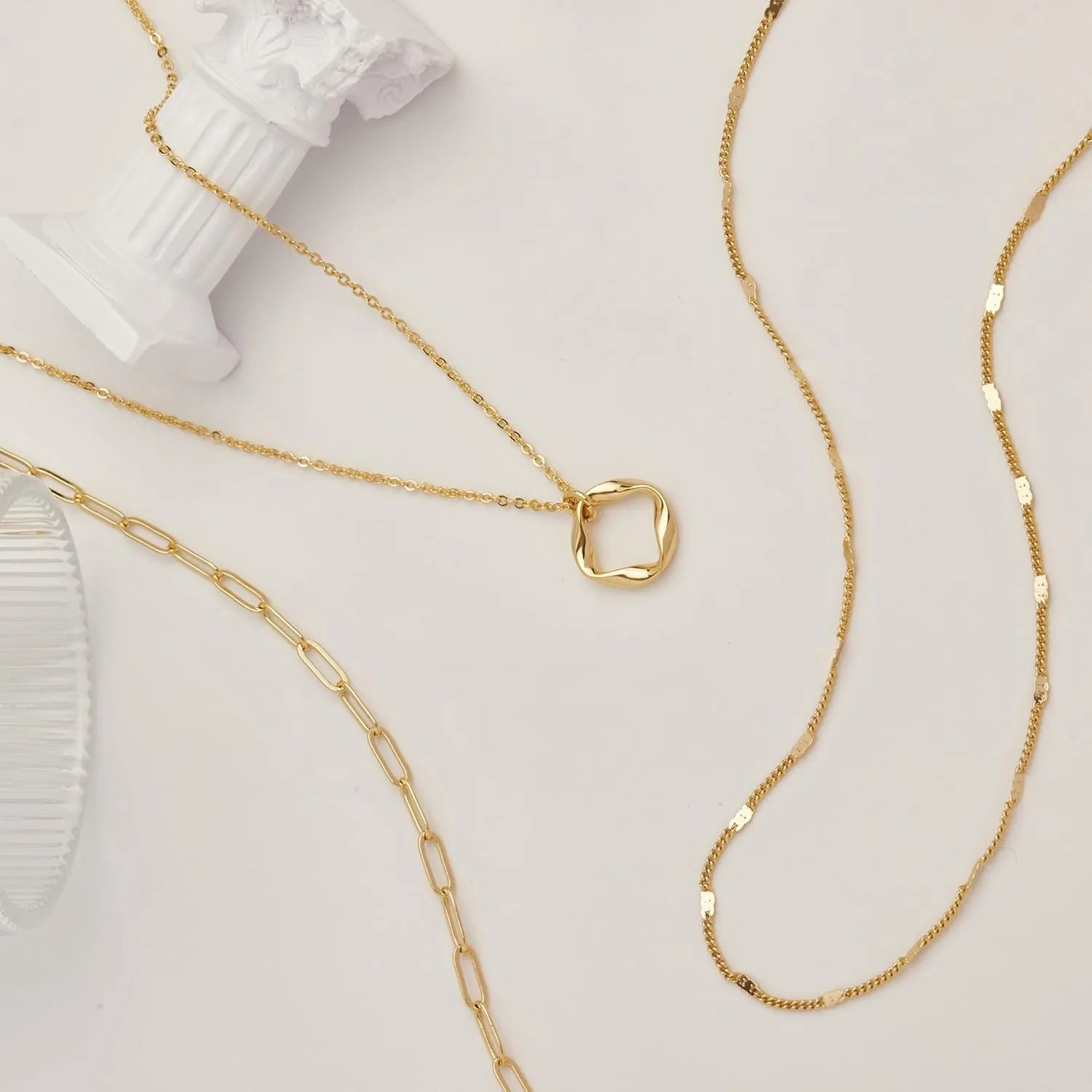 Layered 14K Gold Plated Necklaces for Women Stackable Silver Plated Circle Paperclip Chain Pendant Choker Necklace Set For Woman