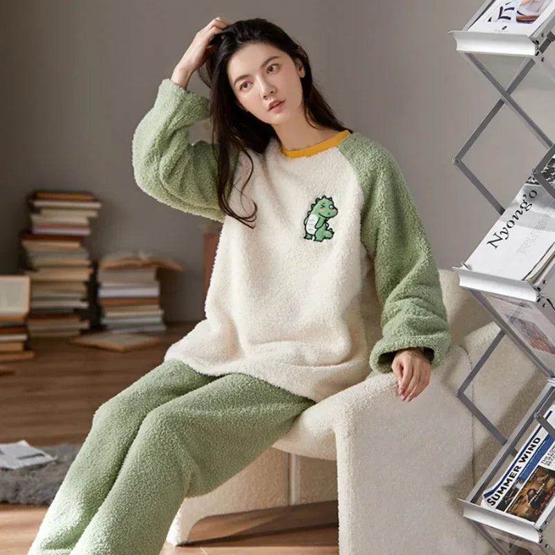 Thickened Warm Flannel Women Sleepwear Coral Velvet Pajamas Winter Cute Cartoon Bear Padded Ladies Nightwear Loungewear Two Set