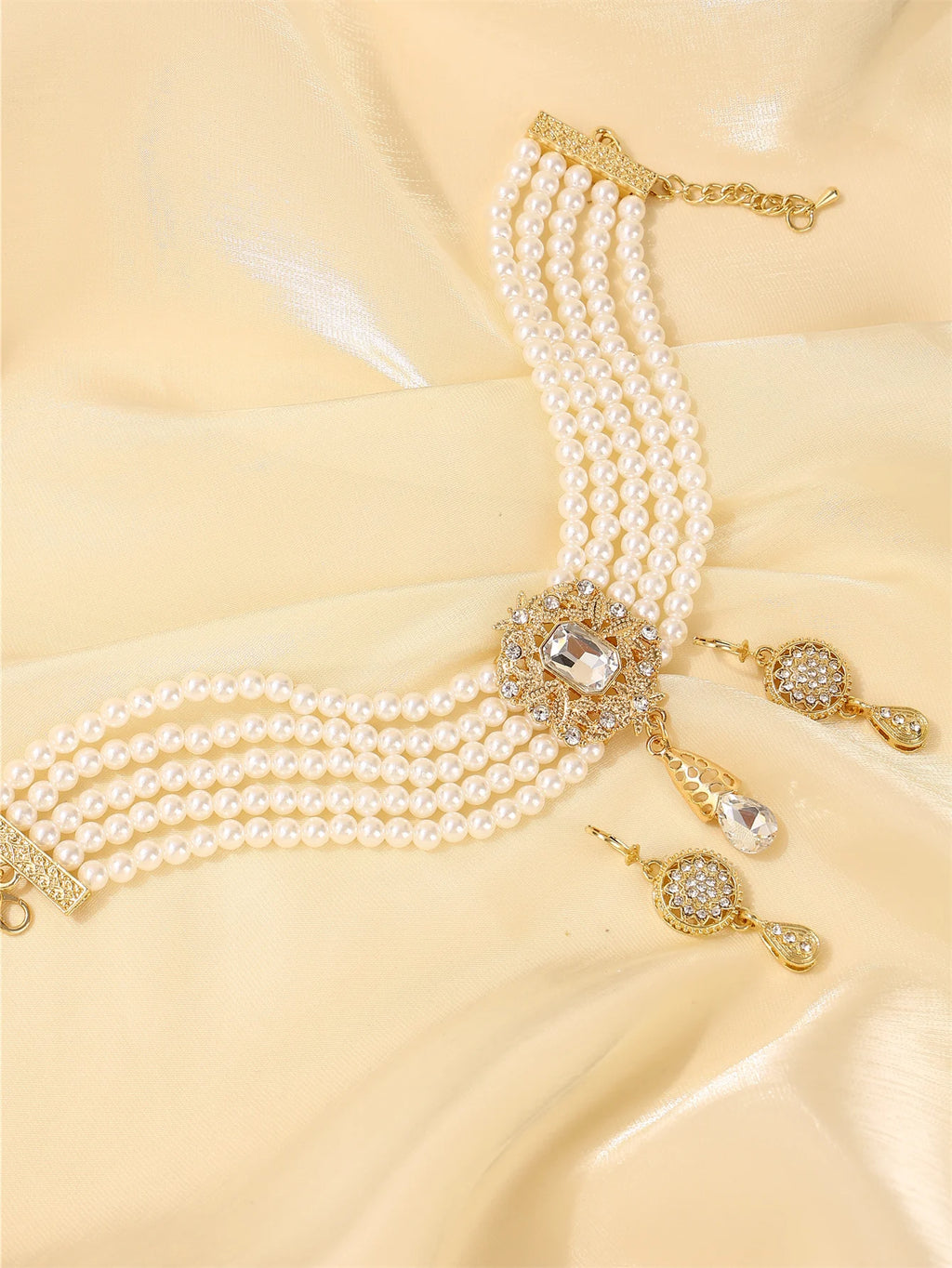 Moroccan ladies' fashion jewelry set, Bohemian style, Middle Eastern bridal accessories, ladies' festival gift set.