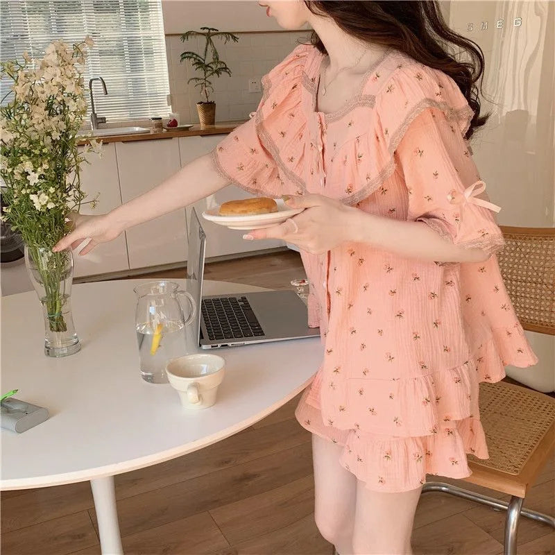 INS style women's summer new sweet floral high-quality short-sleeve shorts with bowtie girl homewear
