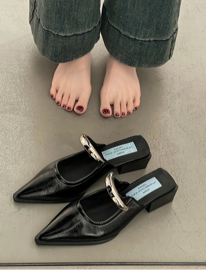 Summer Women Cover Toe Mules Slippers Fashion Metal Decoration Thick Heel Slide Shoes Comfort Street Style Footwear