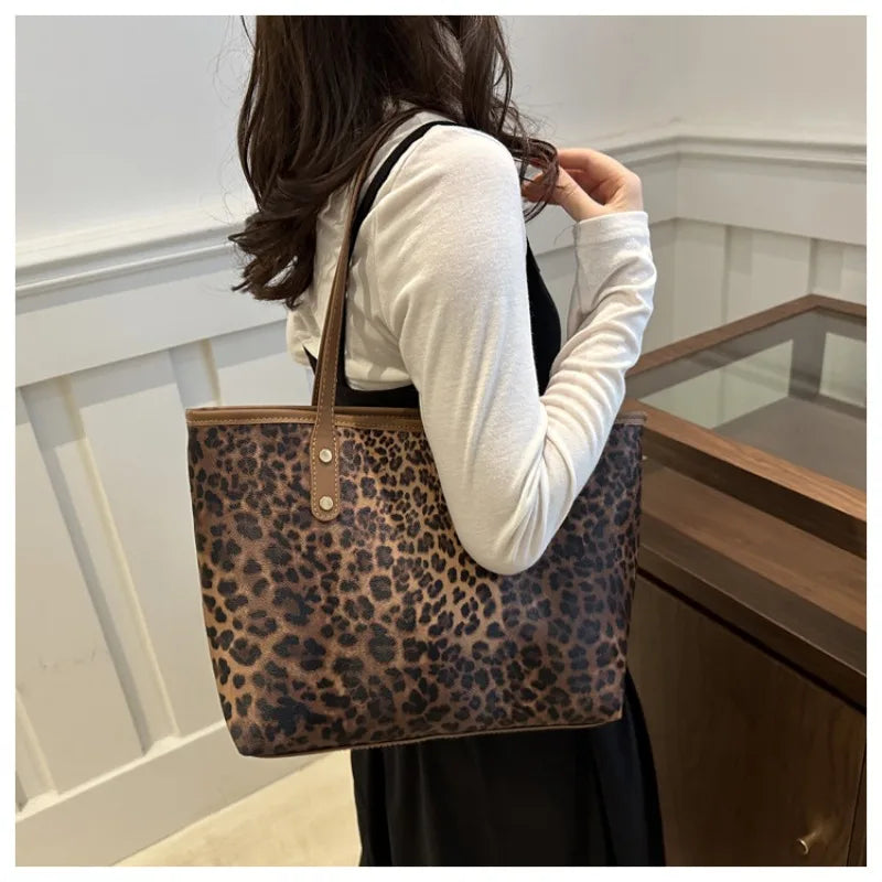 Women's Leopard Print Tote bag Pu Leather Underarm Bags Simple Casual Travel Shopping Bag Large Capacity Mother and Child Packag