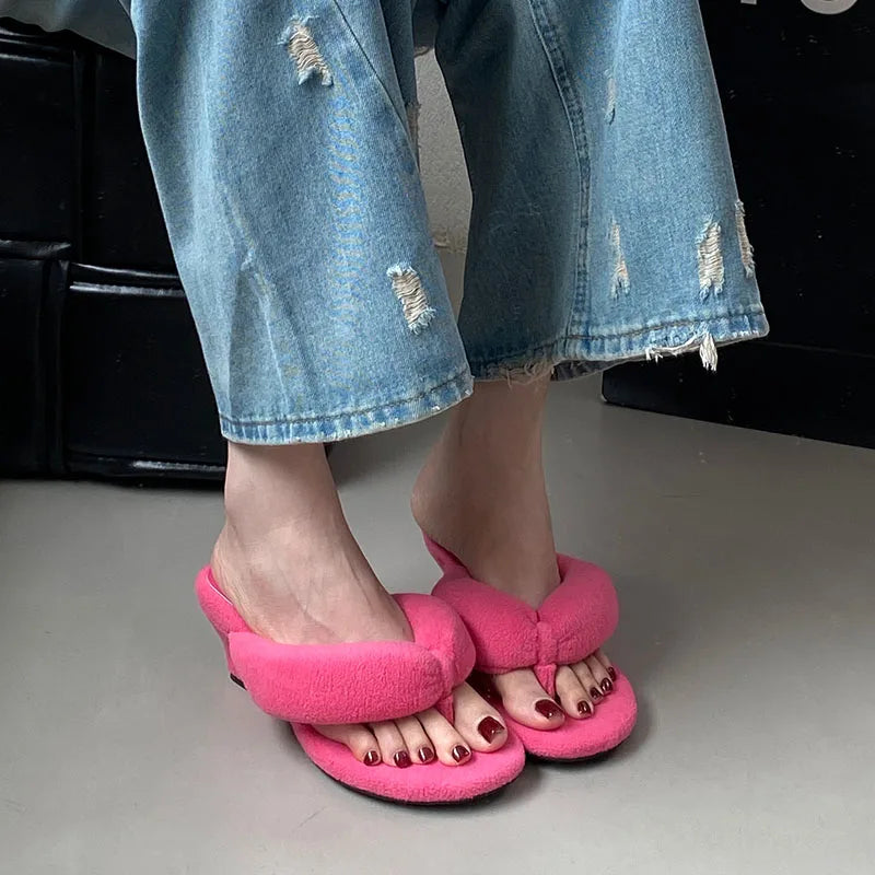 New Footwear Flock Women Wedges Slippers Flip flops Shoes Fashion Round Toe Ladies Wedges Slippers Shoes Female Sandals Slides