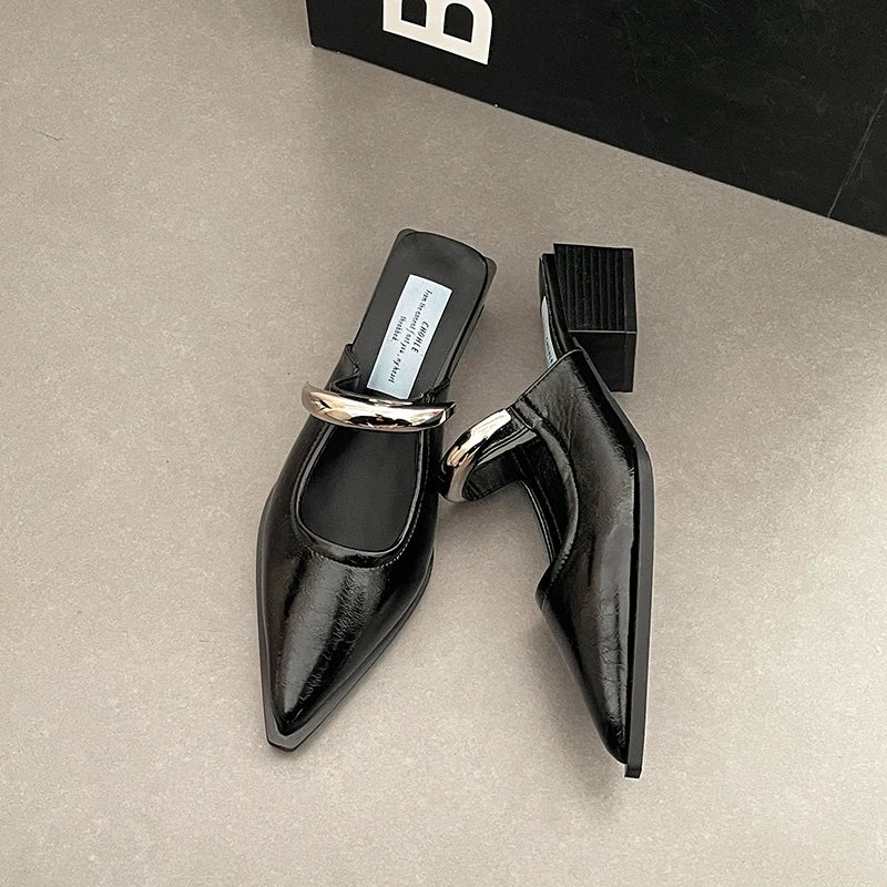 Summer Women Cover Toe Mules Slippers Fashion Metal Decoration Thick Heel Slide Shoes Comfort Street Style Footwear