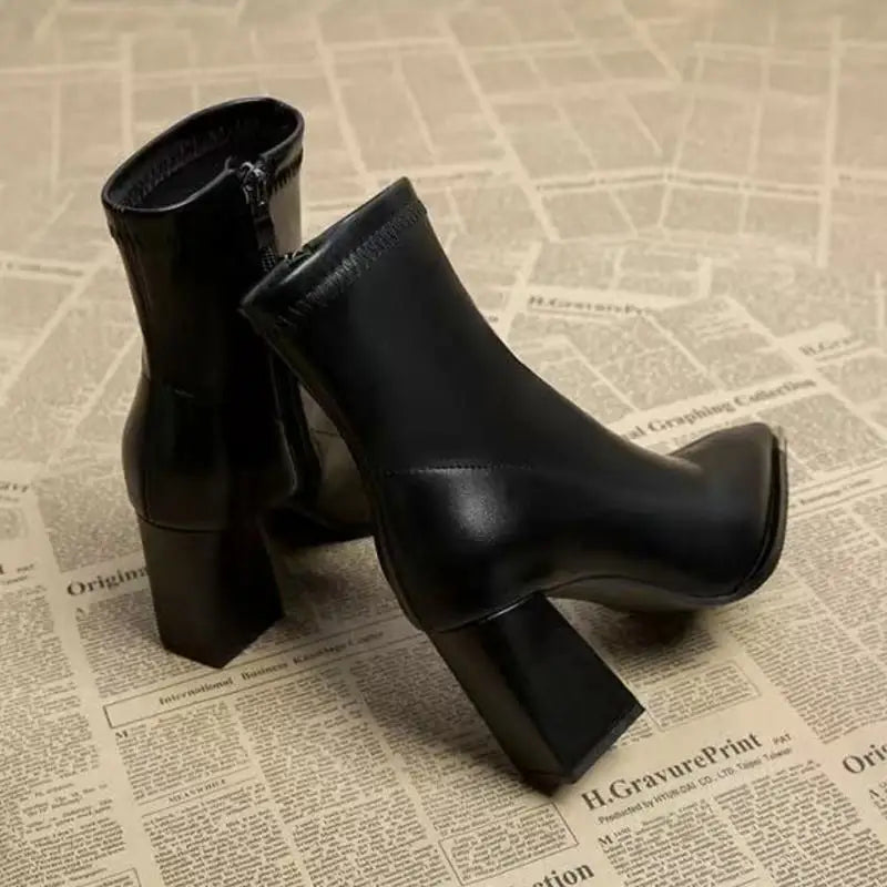 Brand Pu Black Ankle Boots 2025 Autumn French Retro Pointed Toe High Heel Chelsea Boots Metal Decoration Designer Short Booties