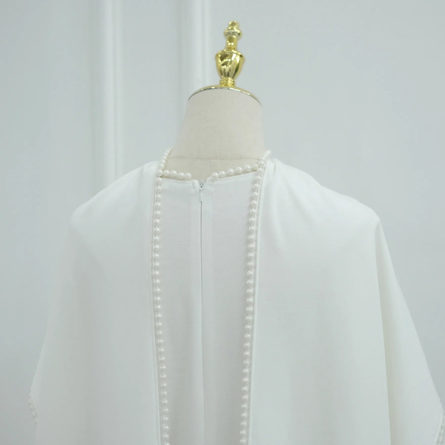White Pearl Trim Cape Maxi Dress Women Elegant Long Sleeve Cinched Waist Muslim Robes 2026 Spring EID Abaya Lady Dresses