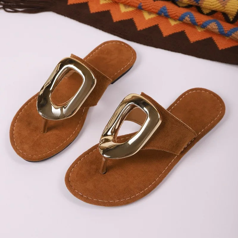Plus Size Casual Herringbone Sandals Women 2026 New Metal Buckle Clip Toe Beach Flat Slippers