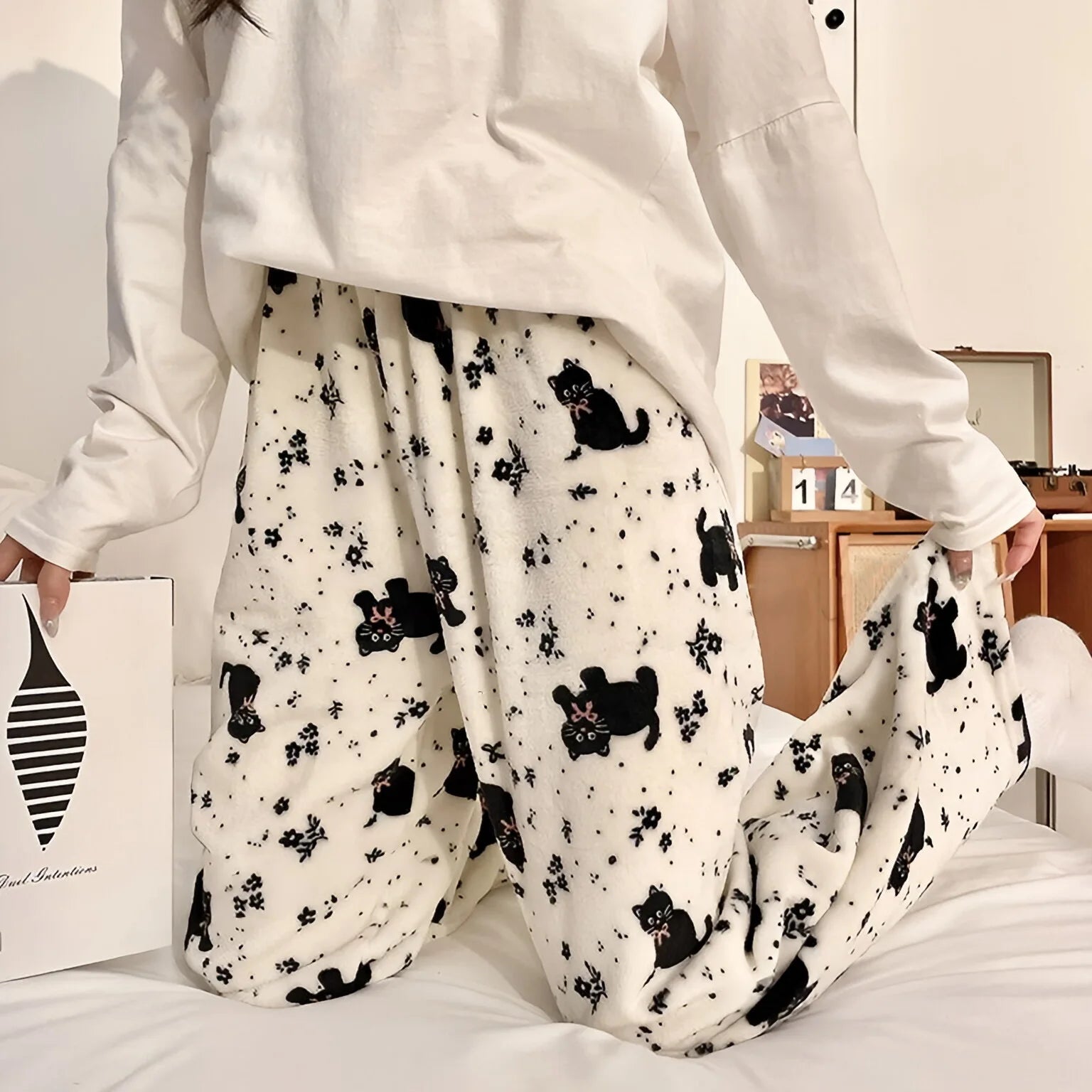 Black Cat Cartoon Pajamas Pants Kawaii Christmas PJS Korean Women Winter Warm Fluffy Flannel Sleepwear Girls Cute PJ Pants