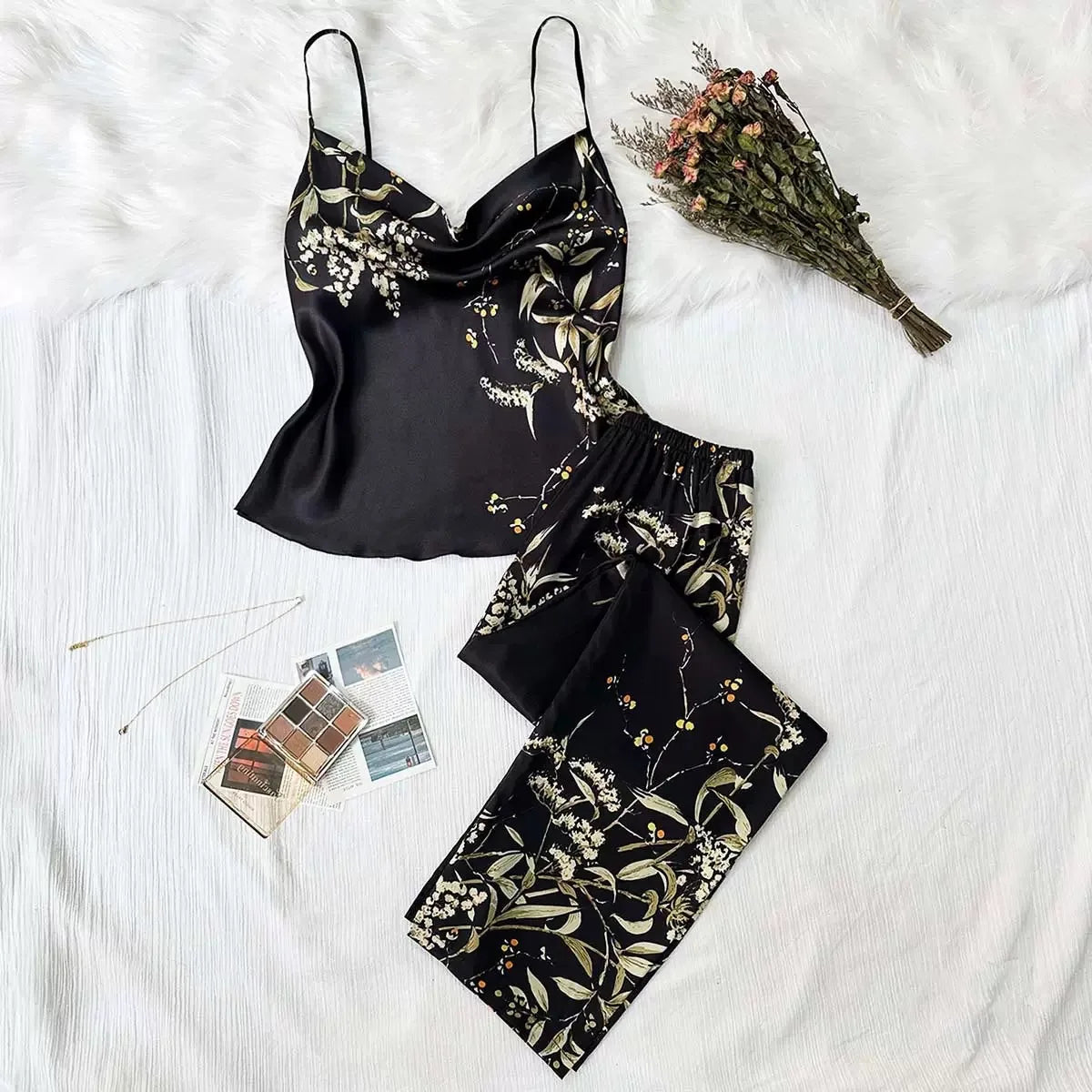 Sexy Simulated Silk Printed Camisole And Trousers Two-Piece Set Women's Home Wear Charming Floral Patterned Nightgown Outfit