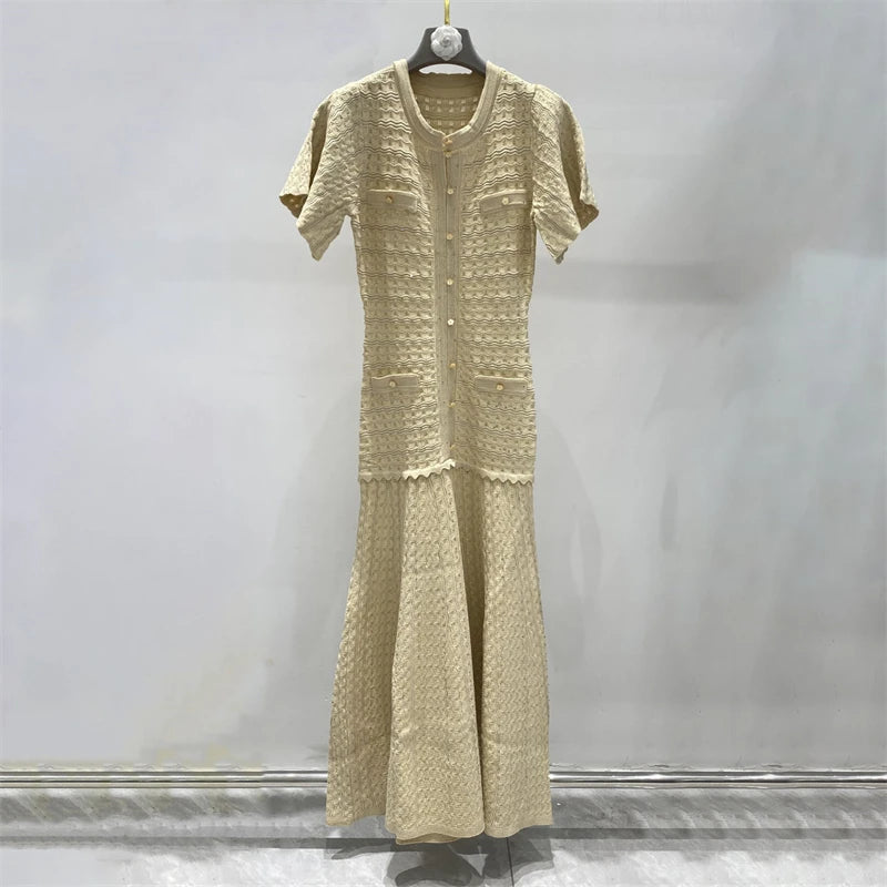 New summer single-breasted round neck knit crochet short-sleeved dress, high-quality and fashionable over-the-knee long skirt