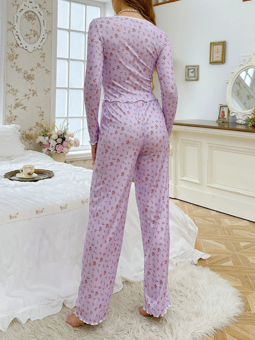 Women's Soft & Sweet Style Light Purple Floral Long-sleeve & Long-pant Pajama Set, Suitable for Spring, Summer & Autumn