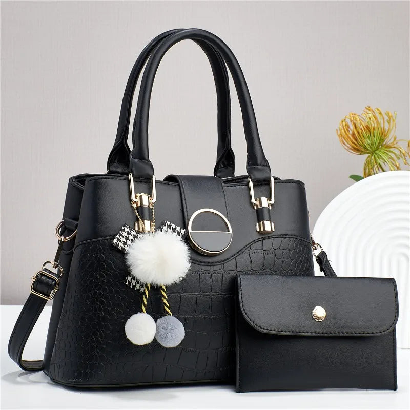 New Large Capacity Soft Leather Tote Bag with Niche Design for Luxury Handbags Exquisite Women Commuting Shoulder Underarm Bag