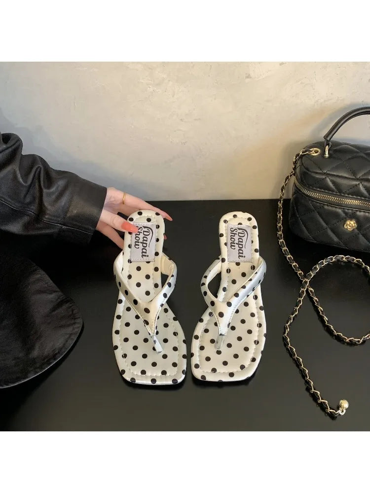 Designer Polka Dot Women Slippers Concise Wedges Heel Dress Flip Flop Shoes Summer Outdoor Clip Toe Beach Vacation Slides Shoes