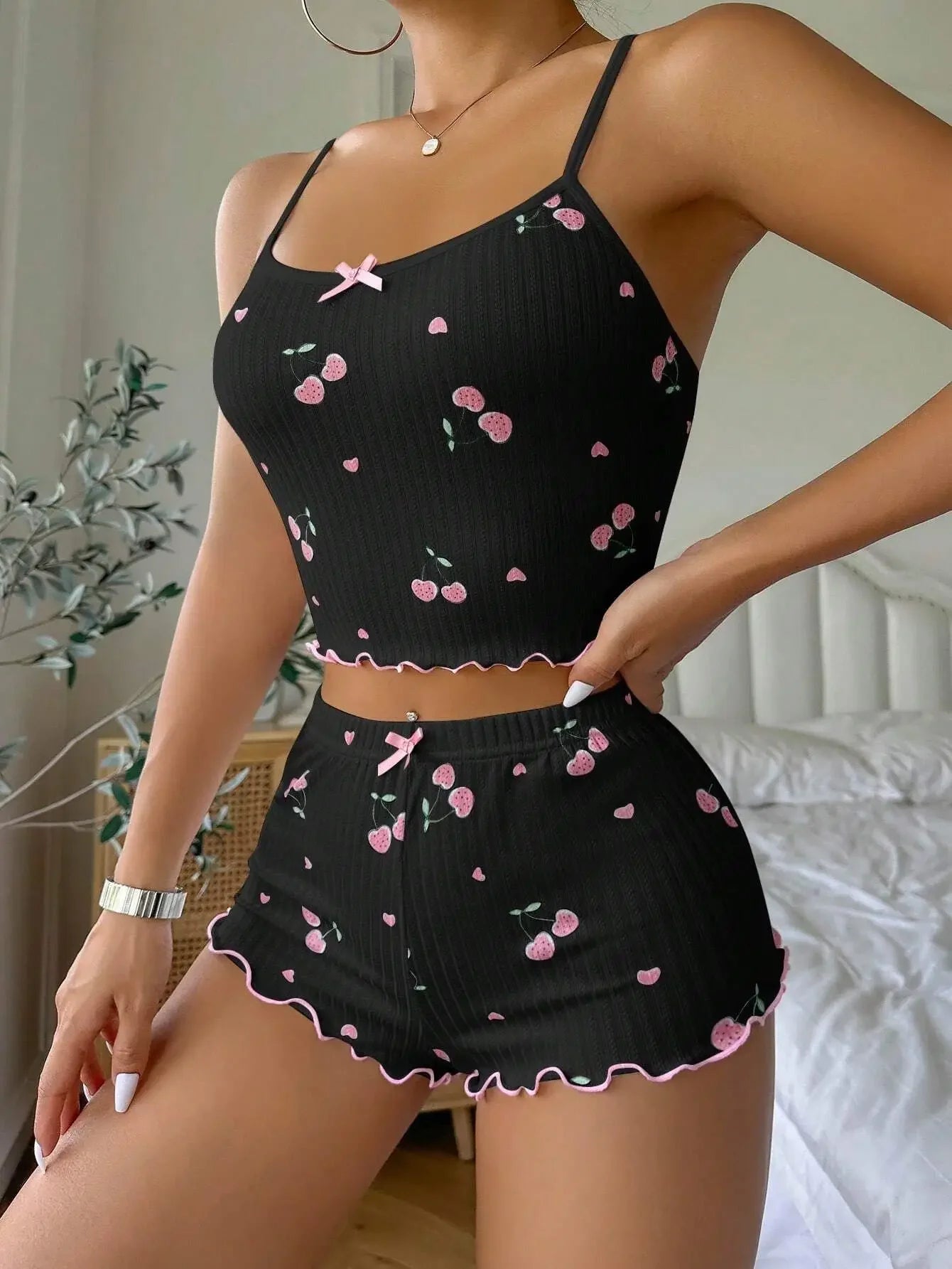 Heart Print 2 Pieces Pajama Set for Women Sleepwear Round Neck Backless Comfortable Crop Cami Top & Shorts, Summer Loungewear